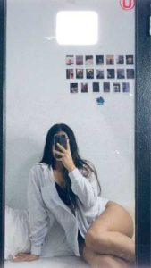 Izmir Seksi Bakimli Escort Bayan